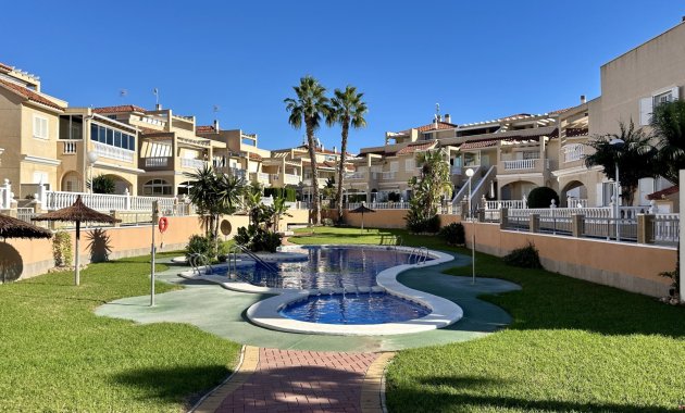 Resale - Apartment  -
Orihuela Costa - Playa Flamenca