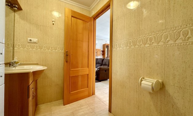 Resale - Apartment  -
Orihuela Costa - Playa Flamenca