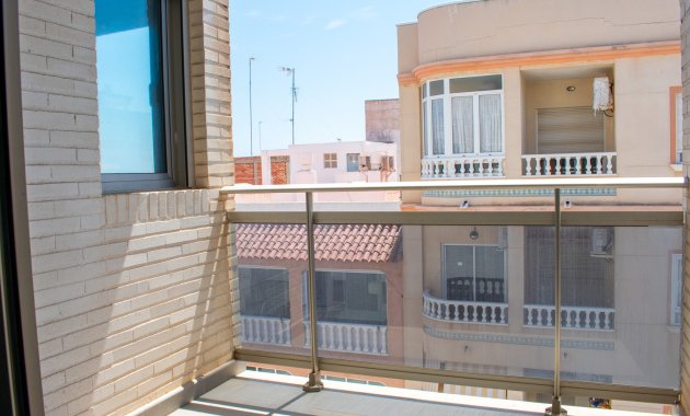 Resale - Apartment  -
Guardamar del Segura - Center