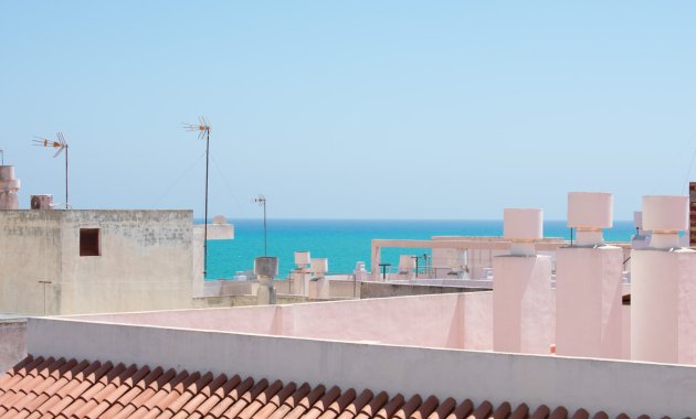 Resale - Apartment  -
Guardamar del Segura - Center