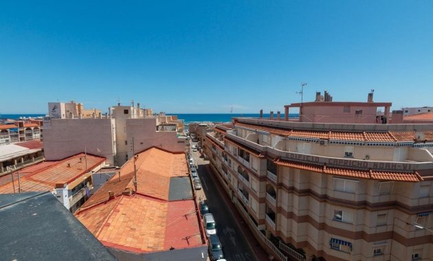 Resale - Apartment  -
La Mata - La Mata - Town