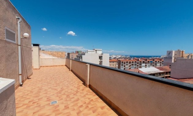 Resale - Apartment  -
La Mata - La Mata - Town