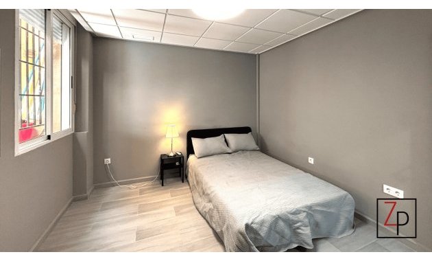 Resale - Townhouse -
Algorfa - Pueblo