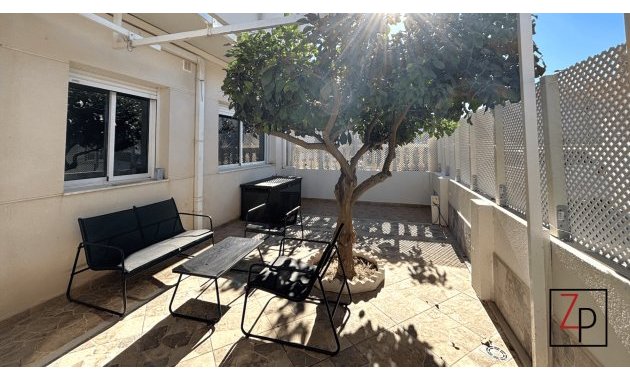 Resale - Townhouse -
Algorfa - Pueblo