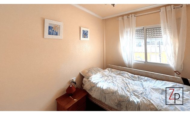 Endursala - Fjórbýlishús -
Villamartín - PAU 8