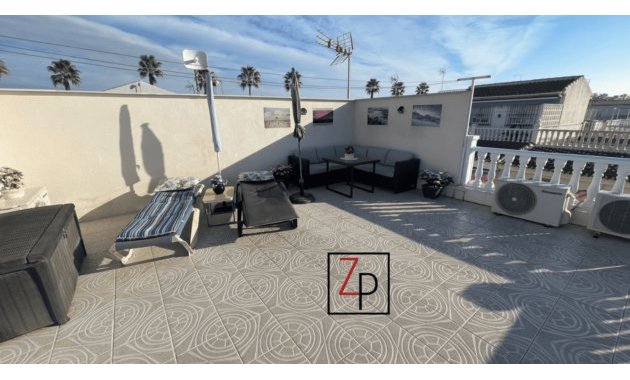 Resale - Bungalow -
Los Alcazares