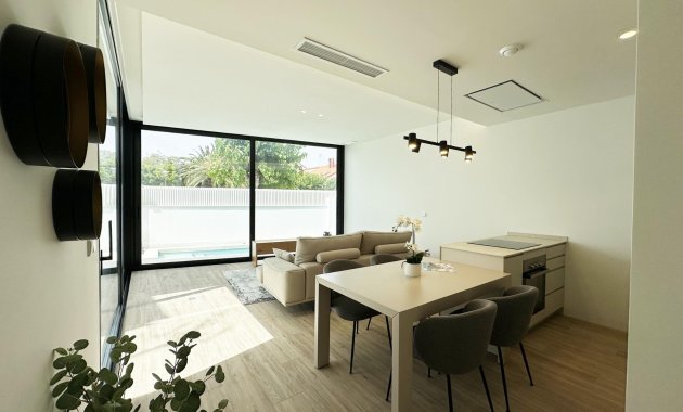 Nýbygging - Einbýlishús -
Pilar de la Horadada - Torre De La Horadada