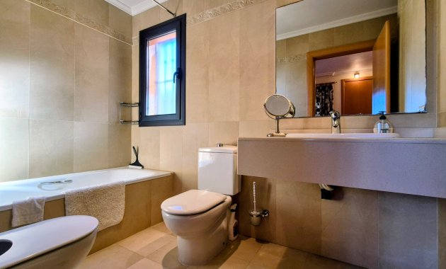 Resale - Apartment  -
Orihuela Costa - Villamartín