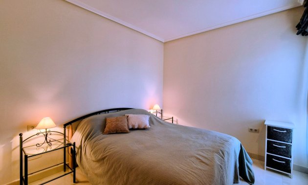 Resale - Apartment  -
Orihuela Costa - Villamartín