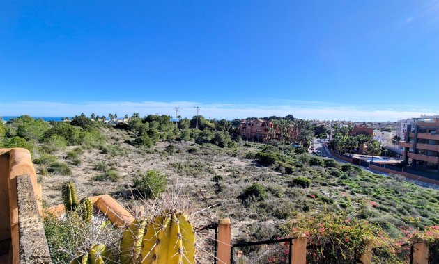 Resale - Apartment  -
Orihuela Costa - Villamartín