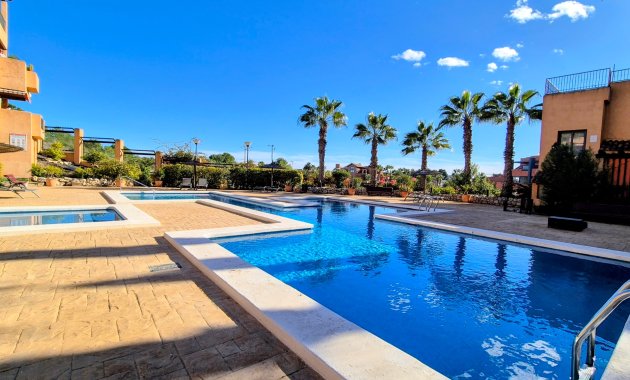 Resale - Apartment  -
Orihuela Costa - Villamartín