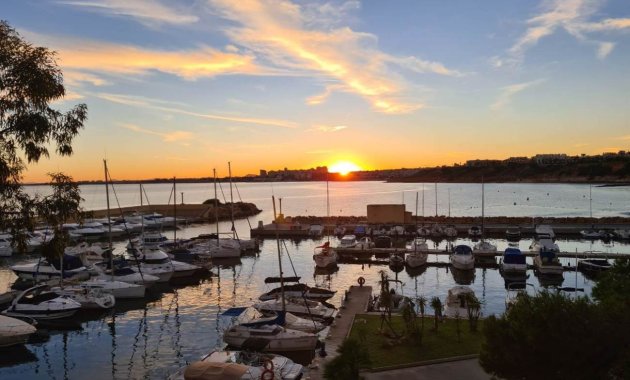 Resale - Apartment  -
Orihuela Costa - Campoamor