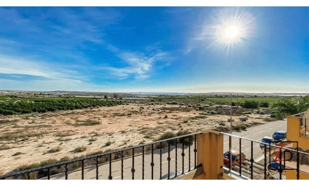 Endursala - Einbýlishús -
Montesinos - La Herrada