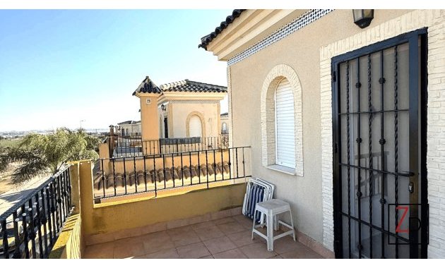 Endursala - Einbýlishús -
Montesinos - La Herrada