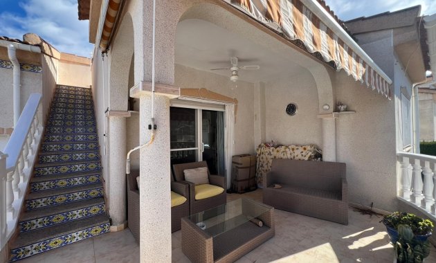 Resale - Villa -
3409 - La finca Golf