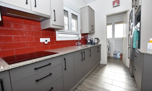 Resale - Villa -
3409 - La finca Golf