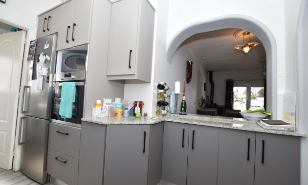 Resale - Villa -
3409 - La finca Golf