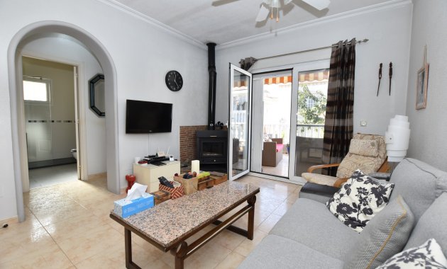 Resale - Villa -
3409 - La finca Golf