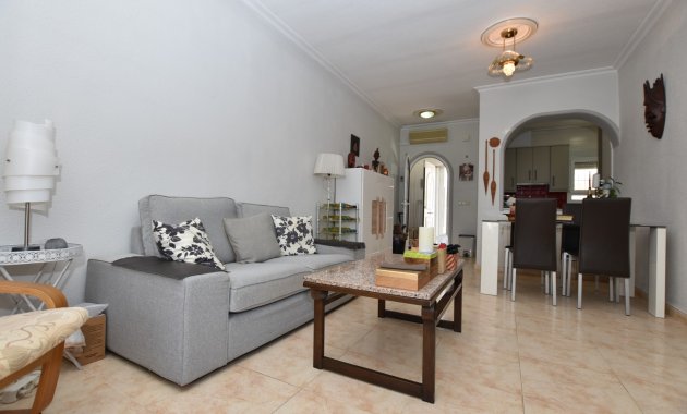Resale - Villa -
3409 - La finca Golf
