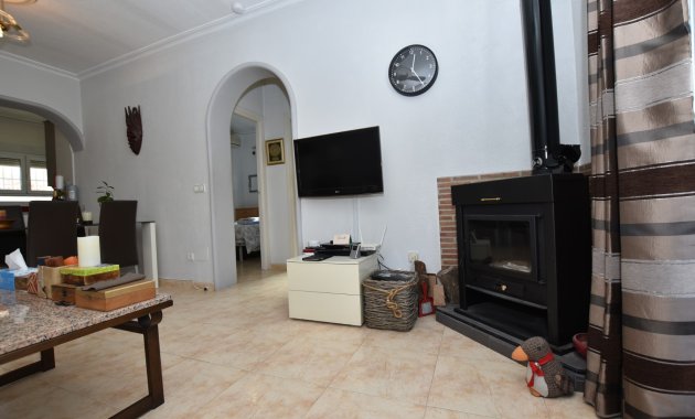 Resale - Villa -
3409 - La finca Golf