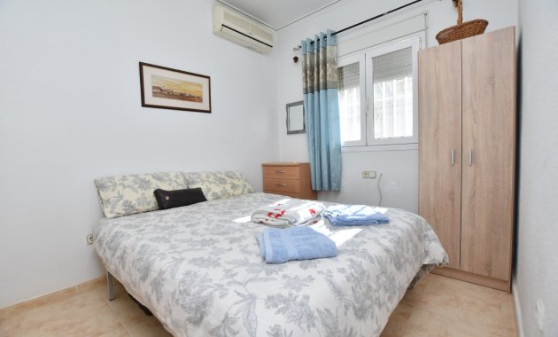 Resale - Villa -
3409 - La finca Golf