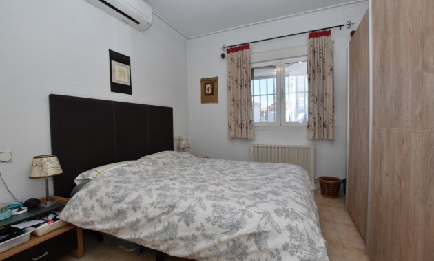 Resale - Villa -
3409 - La finca Golf