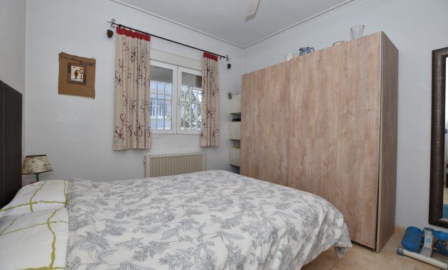 Resale - Villa -
3409 - La finca Golf