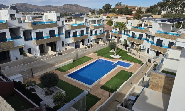 Obra nueva - Adosado -
Bigastro - pueblo