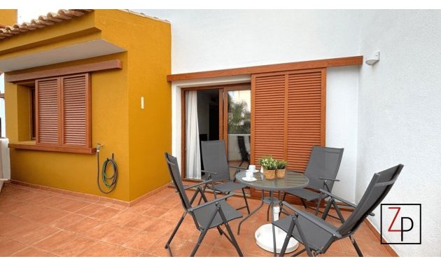 Resale - Apartment  -
Torrevieja - Punta Prima