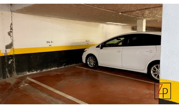 Resale - Apartment  -
Torrevieja - Punta Prima