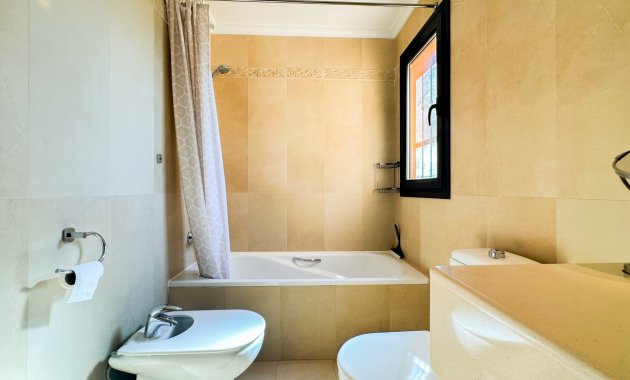 Reventa - Apartamento -
Orihuela Costa - Villamartín