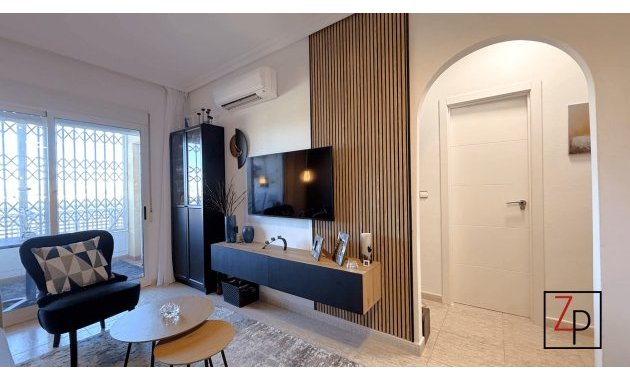 Reventa - Apartamento -
Almoradí