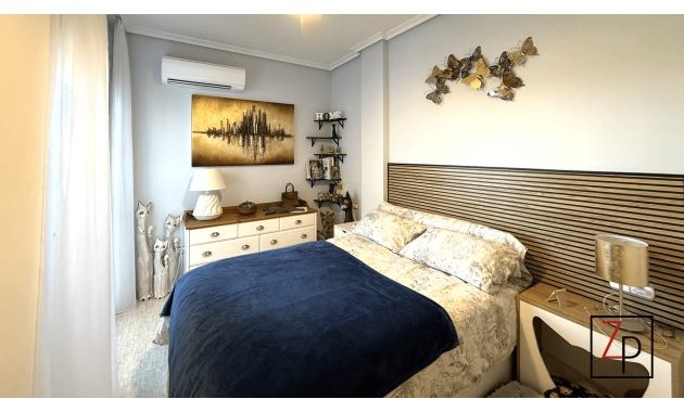 Reventa - Apartamento -
Almoradí