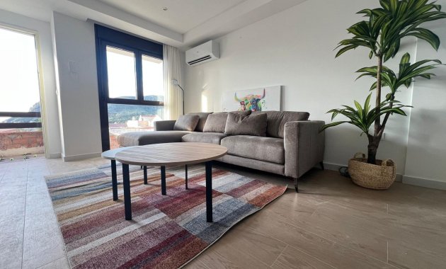 Obra nueva - Adosado -
La Union - centro