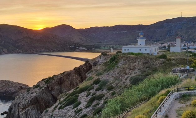 Obra nueva - Adosado -
La Union - centro