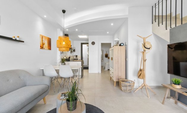 Resale - Townhouse -
Orihuela Costa - Villamartín