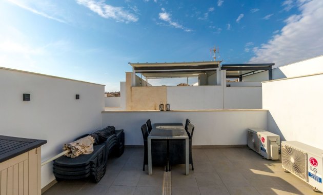 Resale - Townhouse -
Orihuela Costa - Villamartín