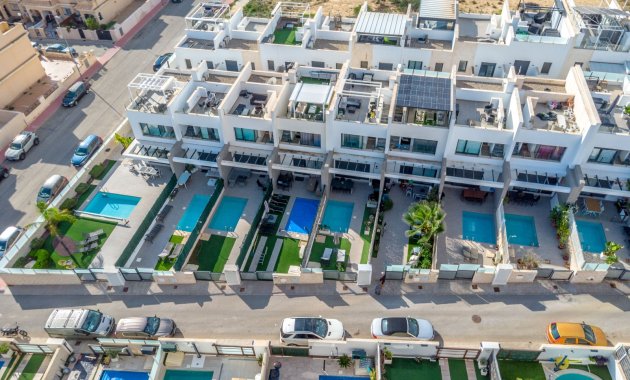 Resale - Townhouse -
Orihuela Costa - Villamartín