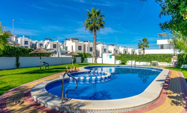Resale - Townhouse -
Orihuela Costa - Villamartín