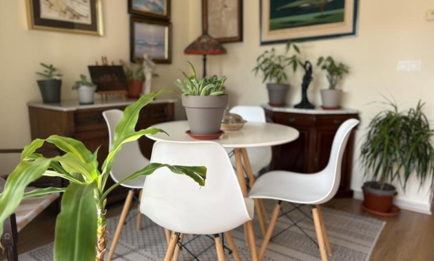 Resale - Villa -
Altaona Golf and Country Village - Altaona Golf - Country Village