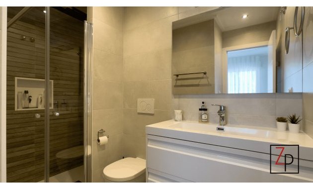 Resale - Ground floor apartment -
Orihuela Costa - Villamartín