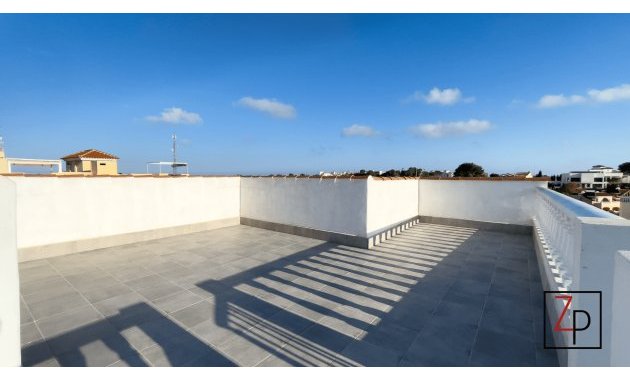 Resale - Townhouse -
San Miguel de Salinas - Blue Lagoon