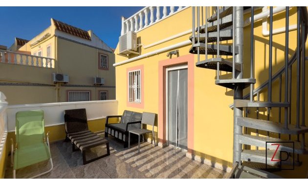 Resale - Townhouse -
San Miguel de Salinas - Blue Lagoon