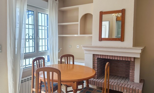 Resale - Townhouse -
Orihuela Costa - Los Dolses