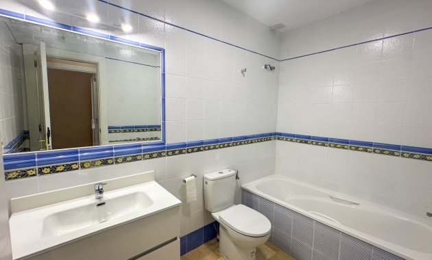 Resale - Townhouse -
Orihuela Costa - Los Dolses