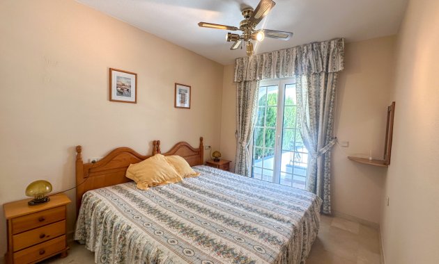 Resale - Townhouse -
Orihuela Costa - Los Dolses