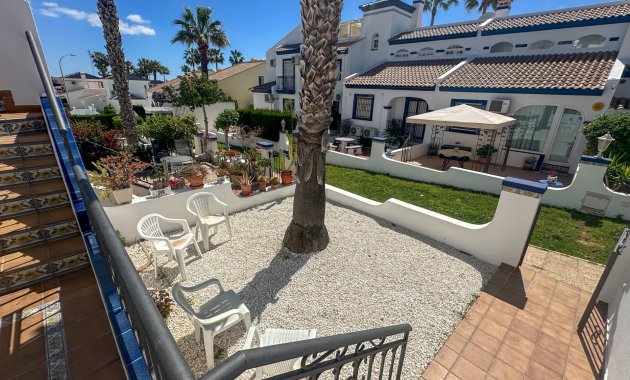 Resale - Townhouse -
Orihuela Costa - Los Dolses