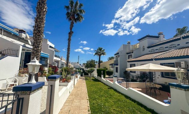 Resale - Townhouse -
Orihuela Costa - Los Dolses