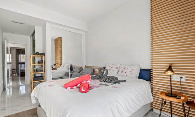 Reventa - Apartamento -
Guardamar del Segura - El Raso*