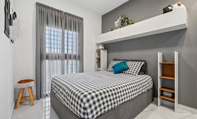 Reventa - Apartamento -
Guardamar del Segura - El Raso*